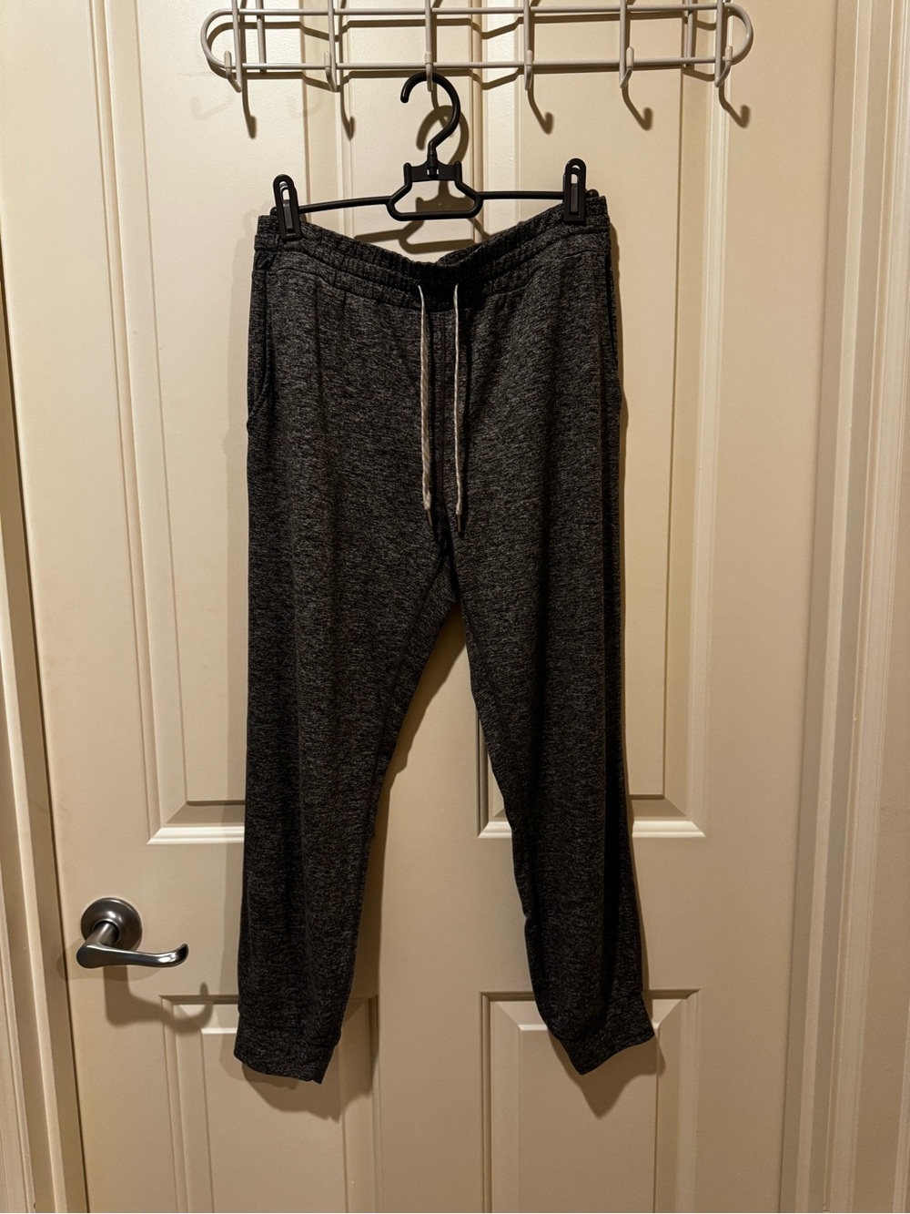 Vuori Performance Joggers